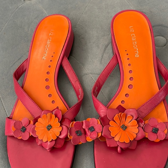 Liz Claiborne Leather Sandals ~ Gently Worn ~ 8 ~ Floral - Picture 3 of 6